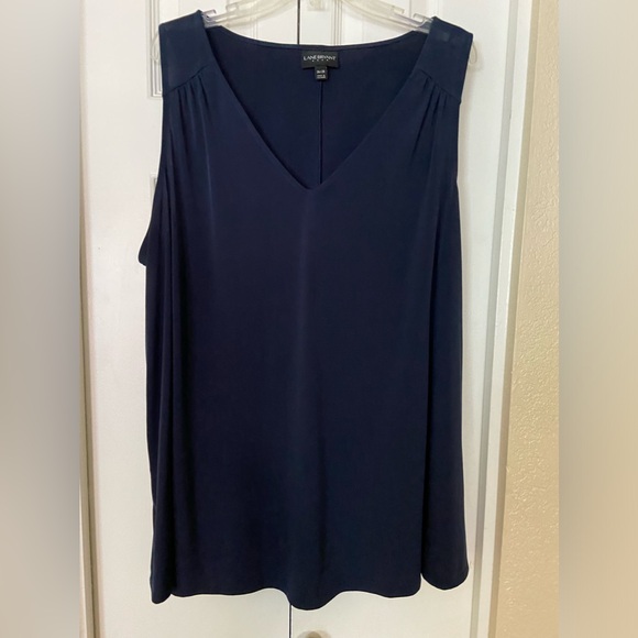 PLUS SIZE Lane Bryant Navy Sleeveless Blouse - Picture 1 of 2